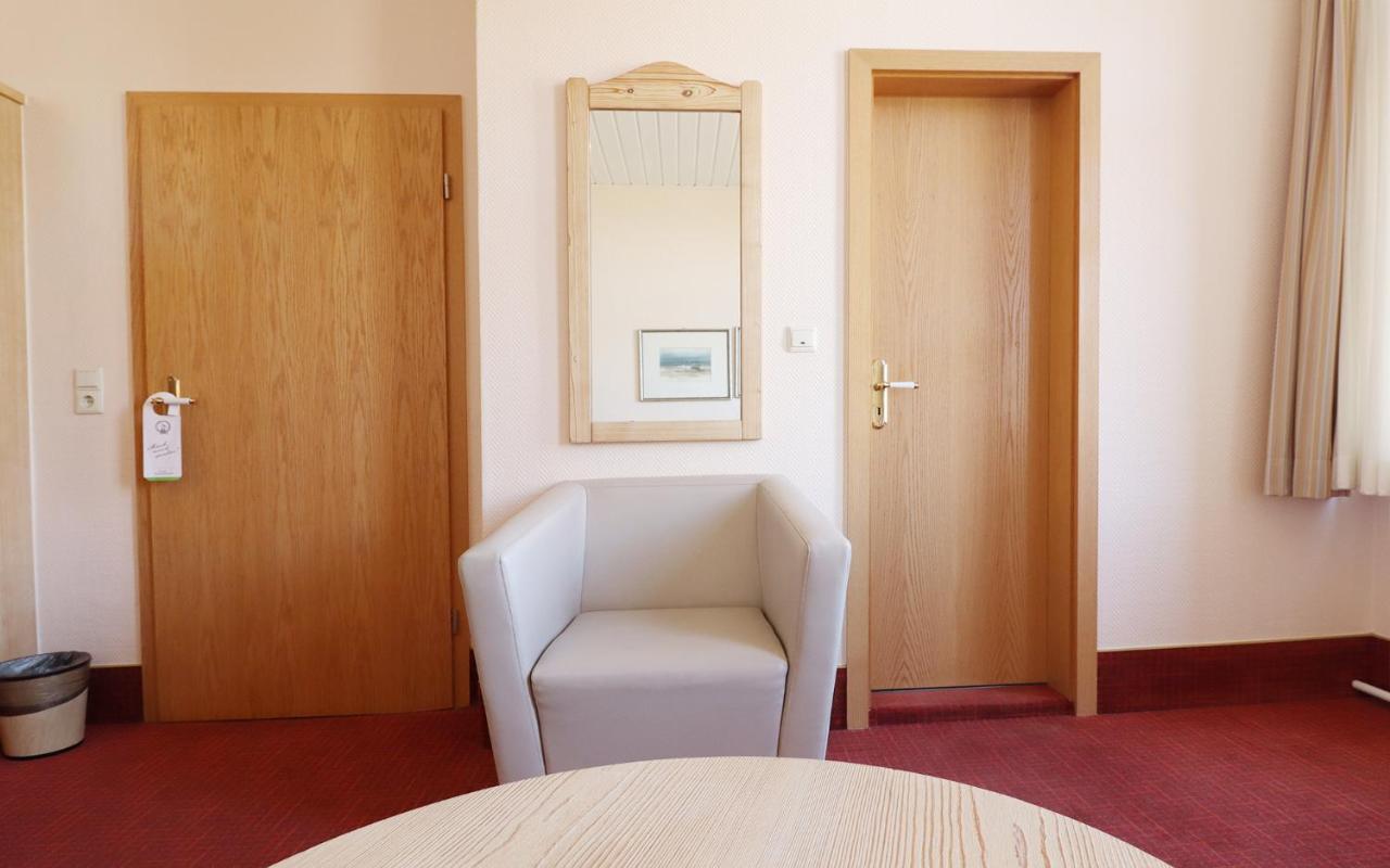Hotel Kleine Moewe à Borkum Extérieur photo