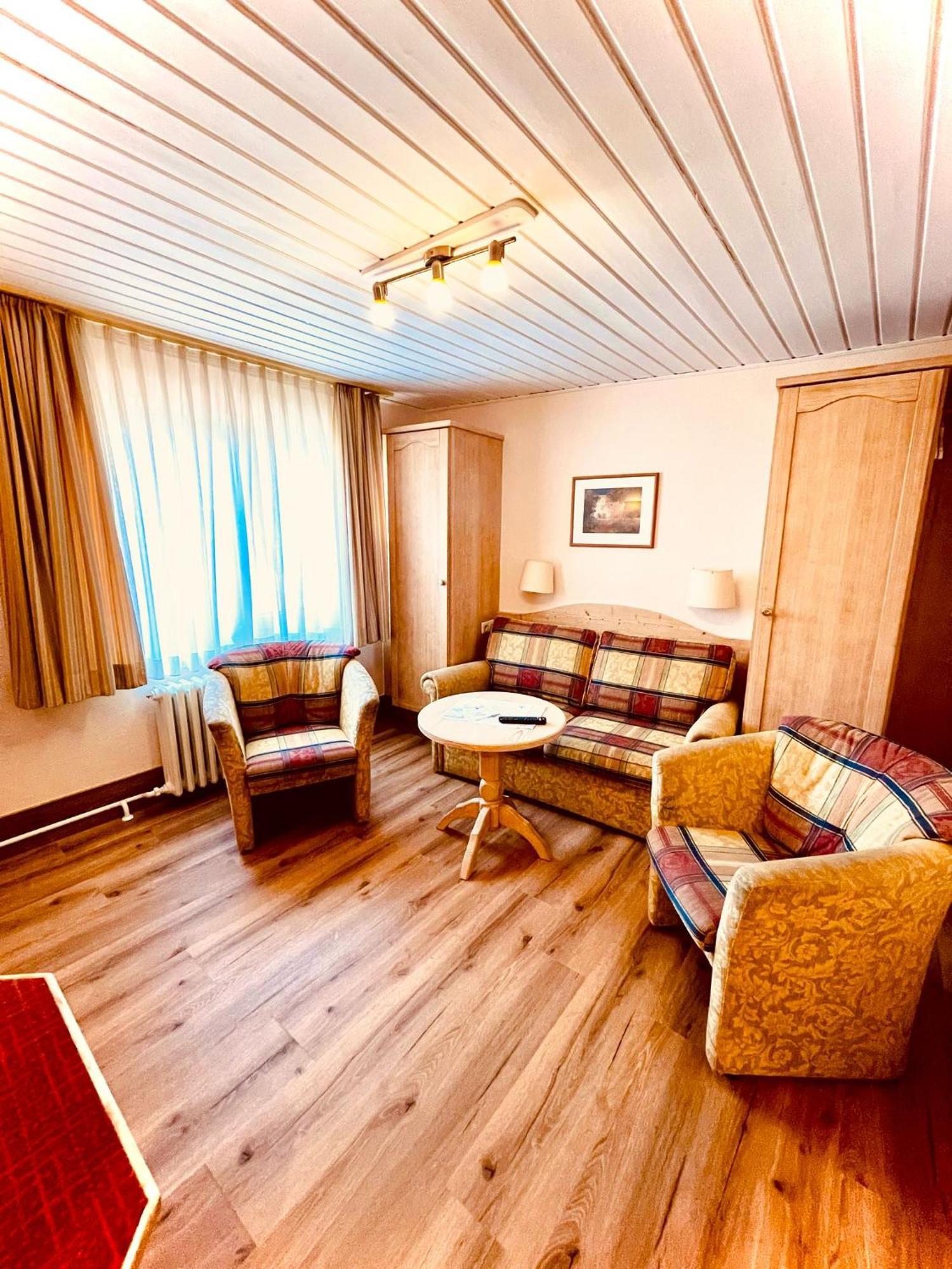Hotel Kleine Moewe à Borkum Extérieur photo